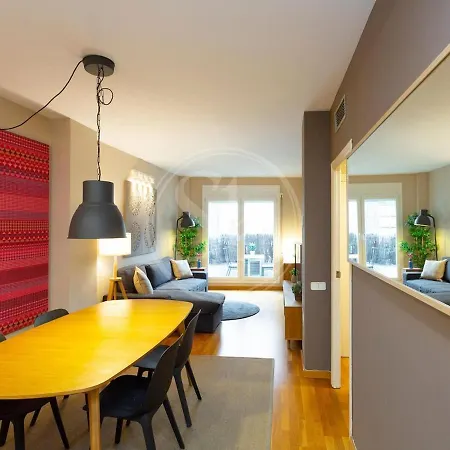 Bonito En Gracia Apartamento